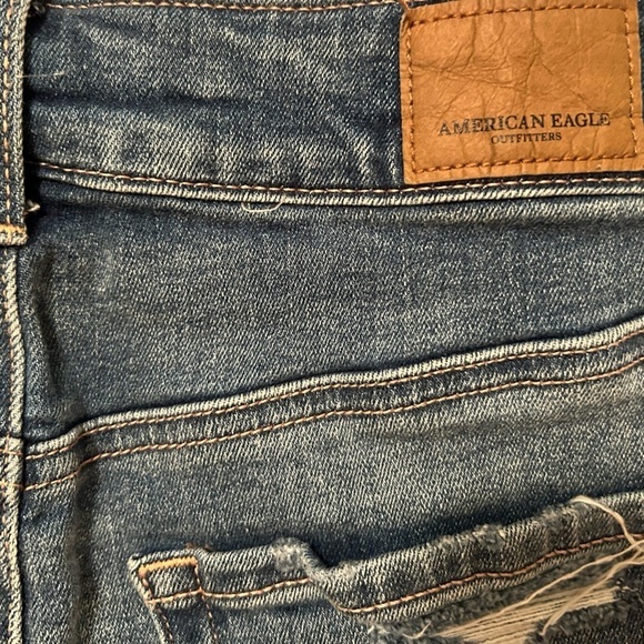 American Eagle Super Hi-Rise Mini Jean Skirt Stretch Embroidered Distressed SZ 0 - Picture 8 of 13